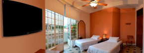 Гостиница Hotel Savoy  Кали